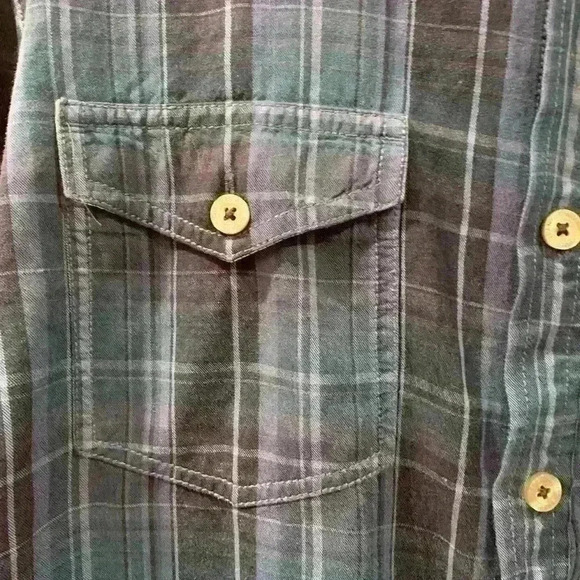 Tommy Bahama Men’s Long Sleeve Plaid Blue Button Down Shirt - Picture 6 of 7